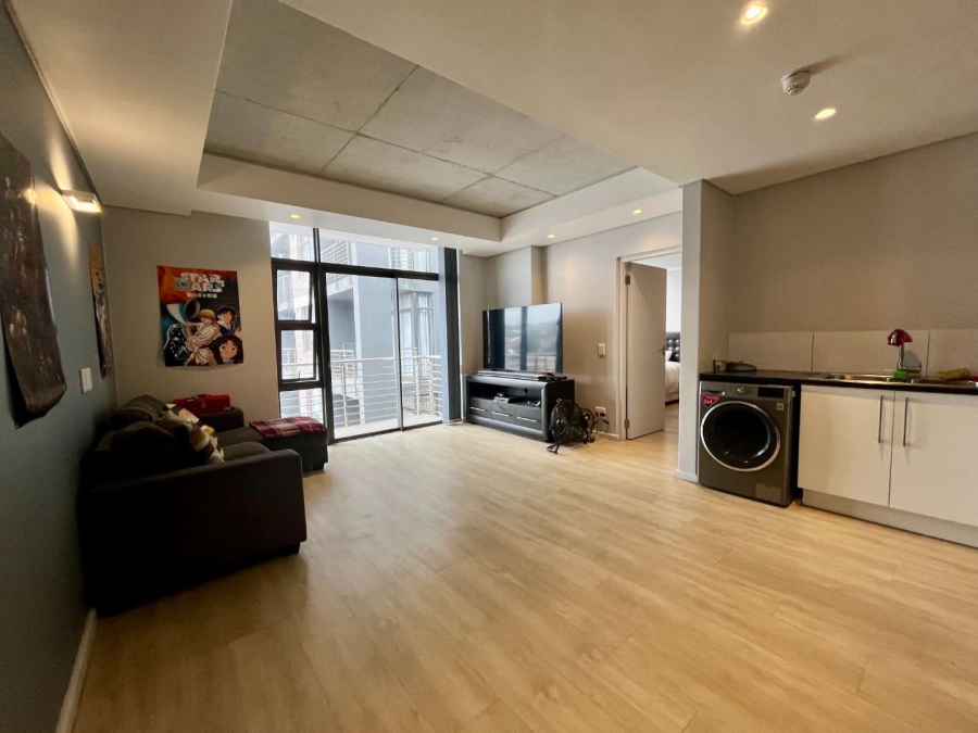 To Let 1 Bedroom Property for Rent in Woodstock Western Cape